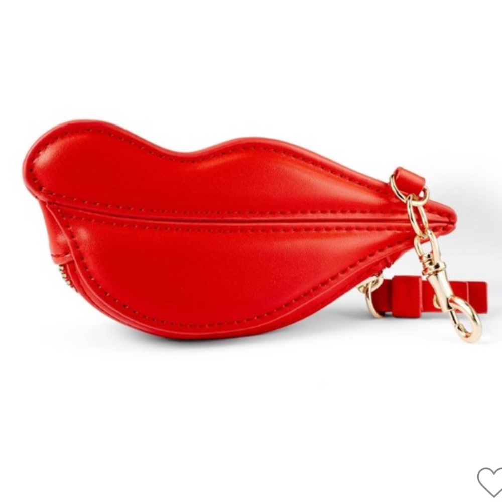 Lips Coin purse